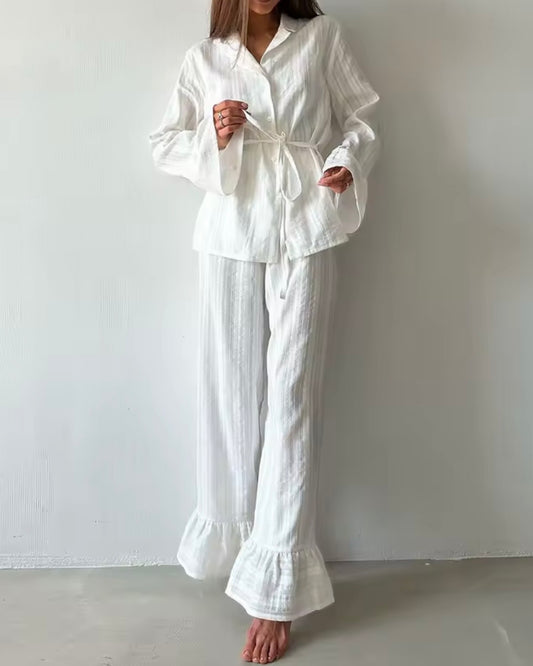 Loungesæt/pyjamas i let strukturvævet kvalitet