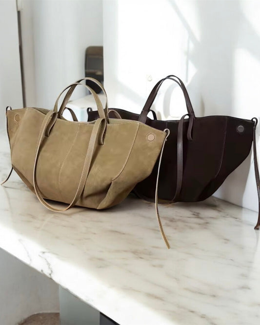 Sådan vælger du den perfekte taske til hverdag og fest – KHAIA guide