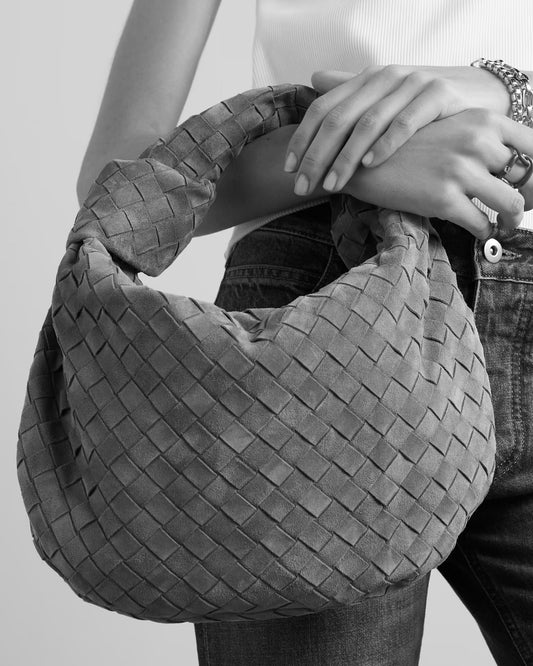 Fiona Flettet Taske - 40 cm (vegansk ruskind) - Skuldertasker - Khaia
