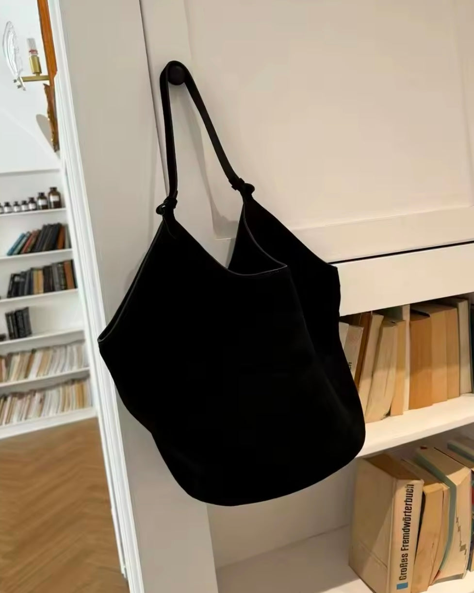 Agnes Bucket Taske - Ægte ruskind - Shoppere - Khaia
