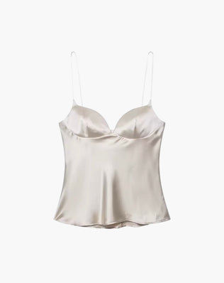 Top i satin med hjerteudskæring