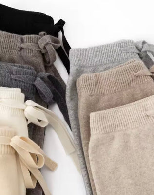 Bukser i uld med bindebånd