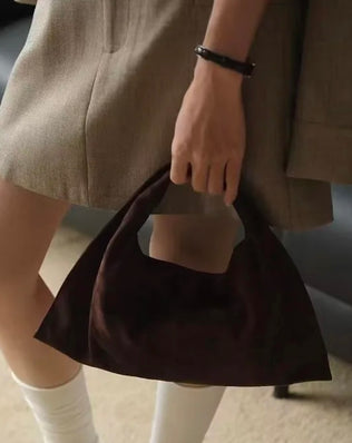 Alvilde Taske - Ægte Ruskind - Håndtasker - Khaia