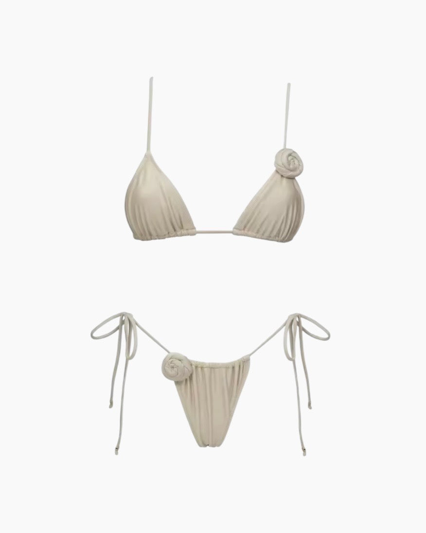 Bikini med roset-detaljer