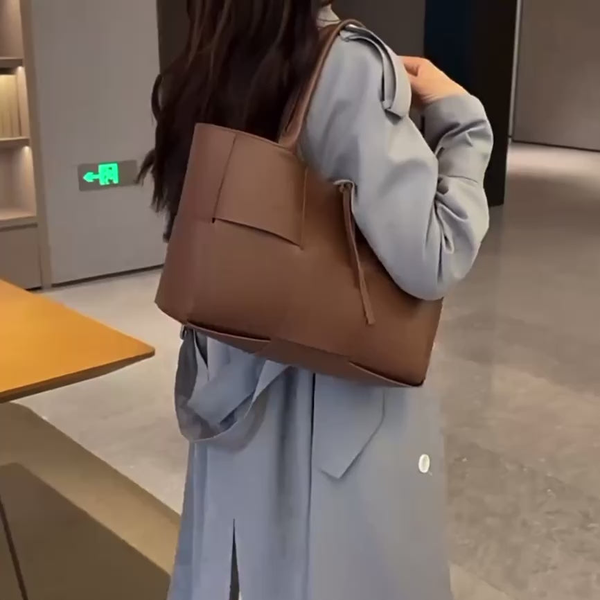 Petra Braided Bag - 30 cm